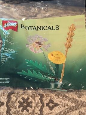 LEGO Botanicals Wild Flowers Pack - Green, Yellow, Gold